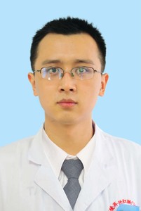 王啟 内科副主任